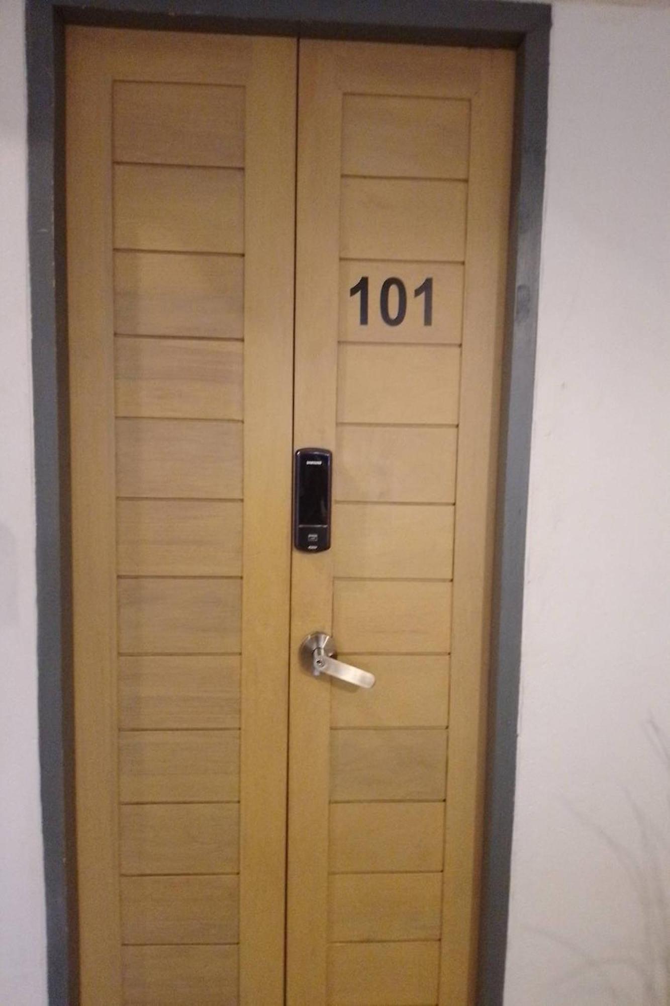 Ora Hostel Bangkok Exterior foto
