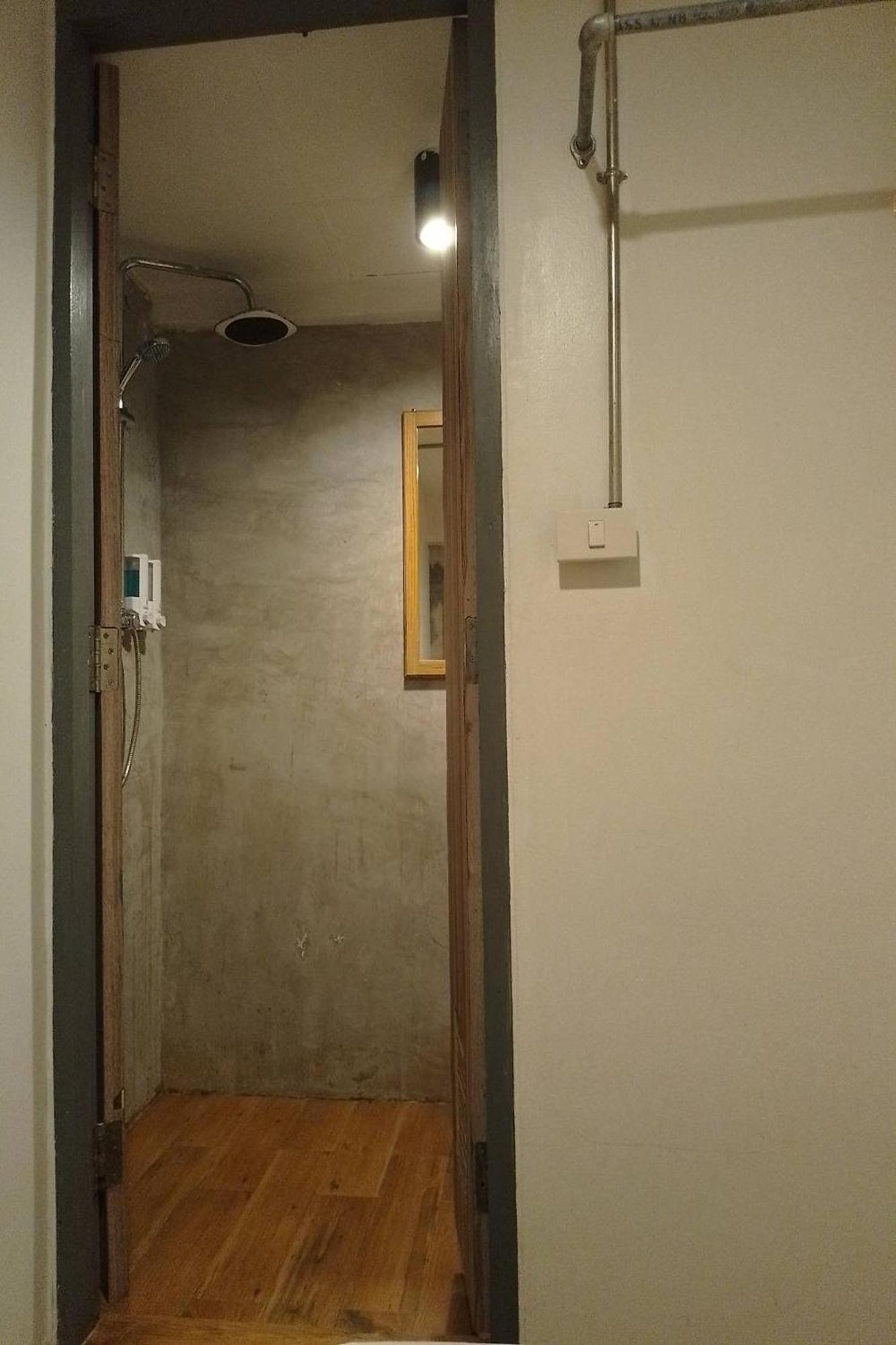 Ora Hostel Bangkok Exterior foto